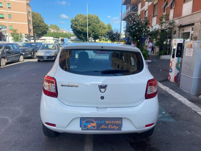 DACIA Sandero usata, con Autoradio