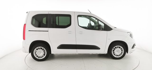 OPEL Combo Life usata, con Cronologia tagliandi
