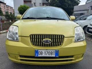 KIA Picanto usata, con Autoradio