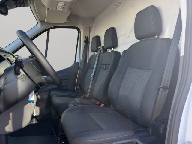 FORD Transit usata, con Autoradio digitale