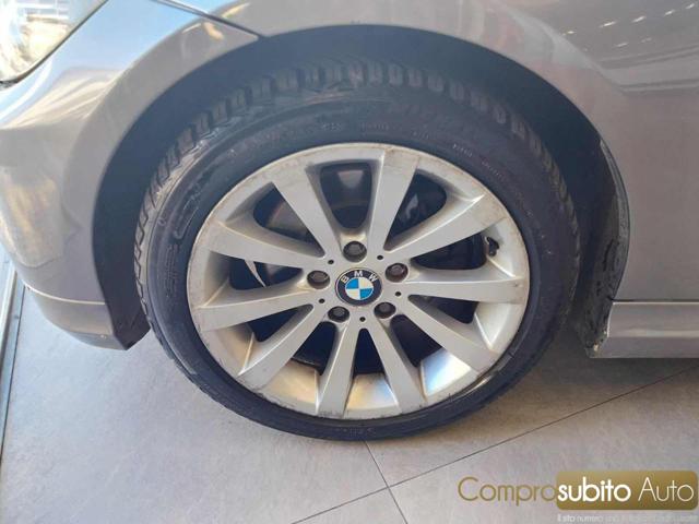 BMW 320 usata, con Pacchetto sportivo
