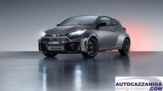 TOYOTA Yaris usata, con Airbag