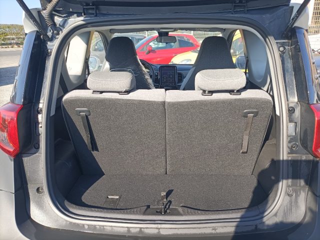 DR MOTOR DR 1.0 EV usata, con Regolazione elettrica sedili