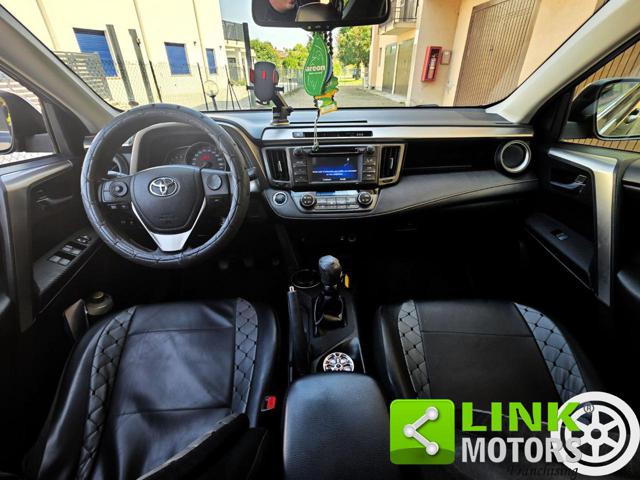 TOYOTA RAV 4 usata, con Cerchi in lega