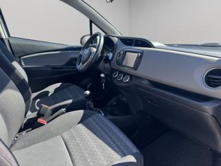 TOYOTA Yaris usata, con Volante in pelle