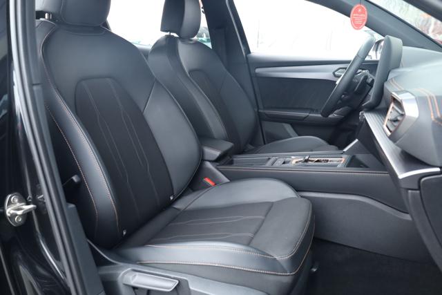 SEAT Leon usata, con Luci diurne