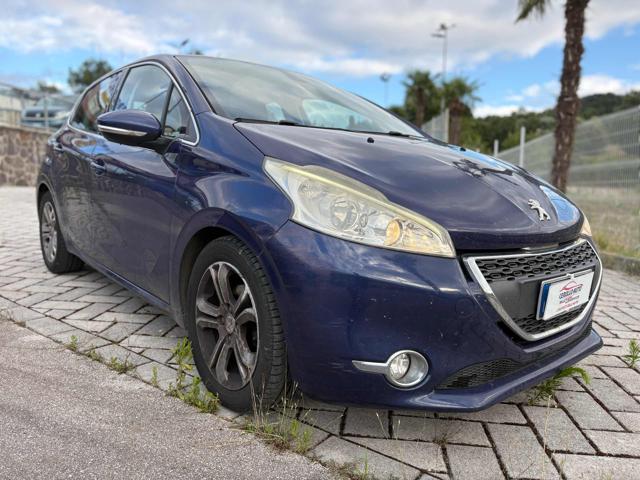 PEUGEOT 208 usata, con Airbag
