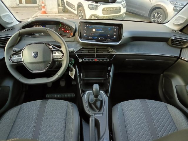 PEUGEOT 208 usata, con Autoradio