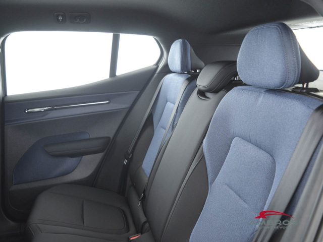 VOLVO EX30 usata 9