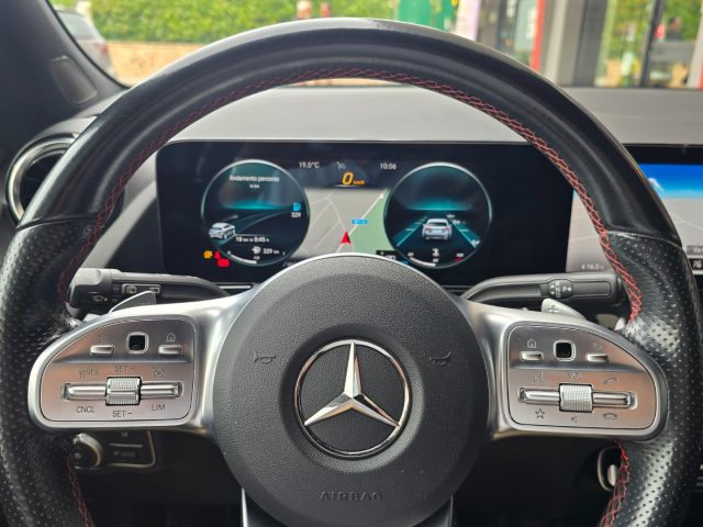 MERCEDES-BENZ GLA 200 usata, con Luci diurne LED