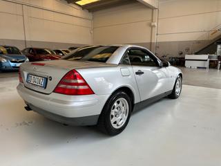 MERCEDES-BENZ SLK 200 usata, con Alzacristalli elettrici