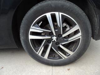 PEUGEOT 208 usata, con Fendinebbia