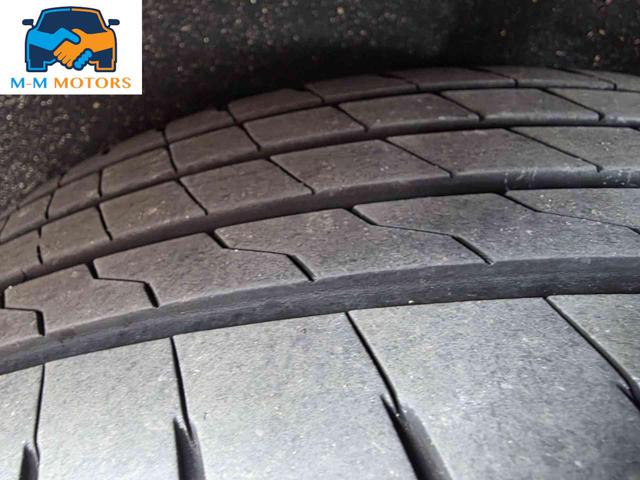 SUZUKI S-Cross usata, con Specchietti laterali elettrici