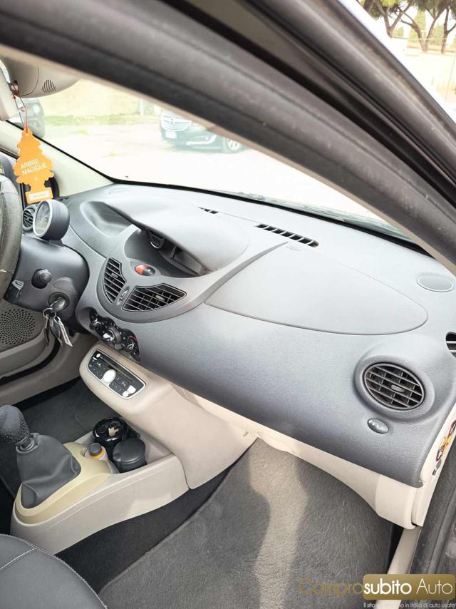 RENAULT Twingo usata, con Servosterzo