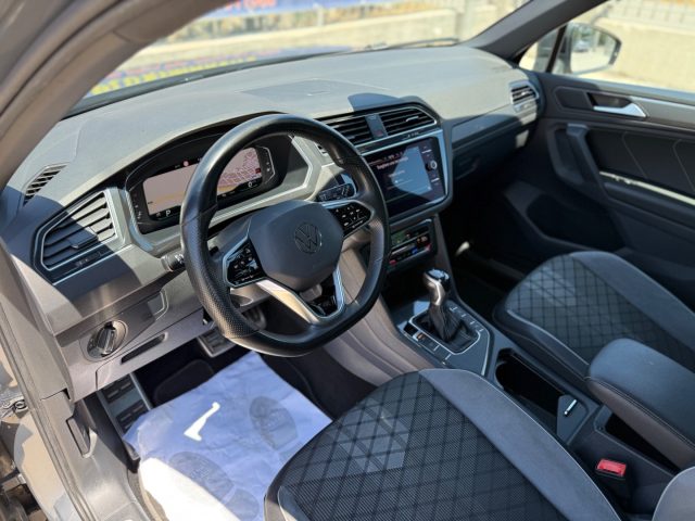 VOLKSWAGEN Tiguan usata, con Bracciolo