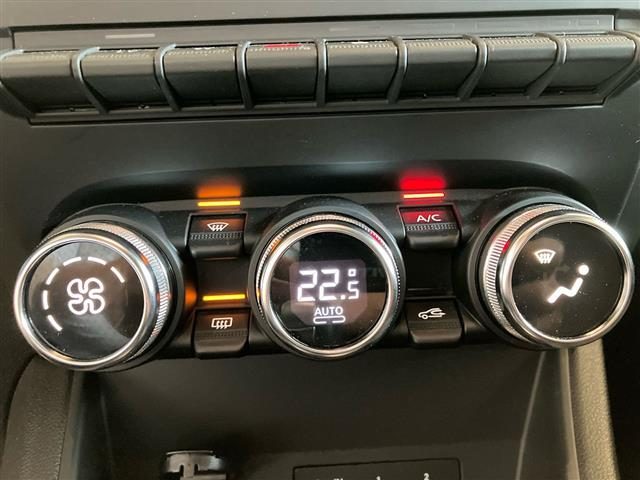 RENAULT Captur usata 24
