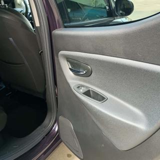 LANCIA Ypsilon usata, con ESP