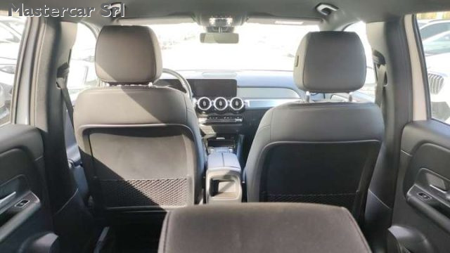 MERCEDES-BENZ GLB 200 usata, con Boardcomputer