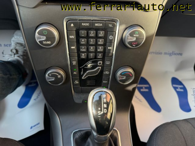VOLVO V40 usata, con Park Distance Control
