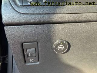PEUGEOT 2008 usata, con USB