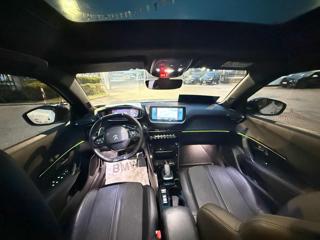 PEUGEOT 2008 usata, con Sensore di pioggia