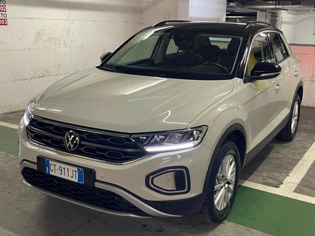 VOLKSWAGEN T-Roc usata 24
