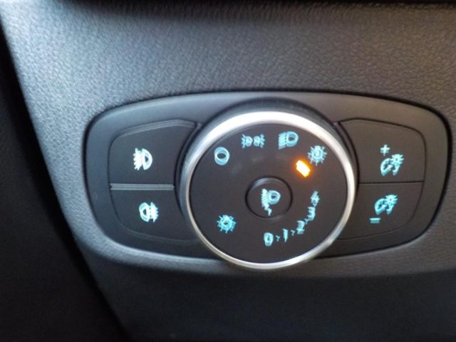 FORD Focus usata, con Volante multifunzione