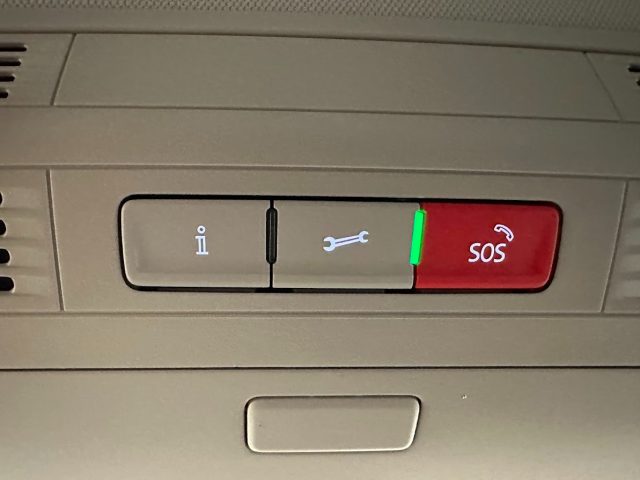 VOLKSWAGEN Passat Variant usata 39