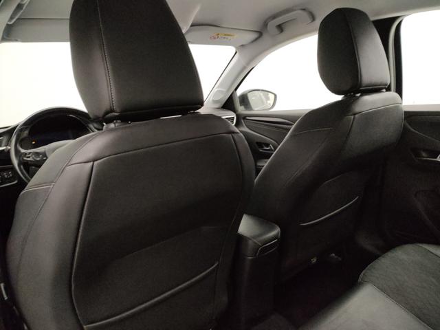 OPEL Corsa usata, con Touch screen