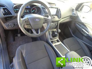 FORD Kuga usata, con Fari LED