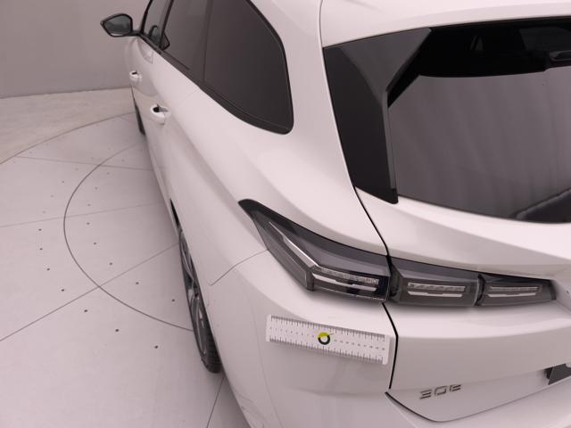PEUGEOT 308 usata, con Sensori di parcheggio posteriori
