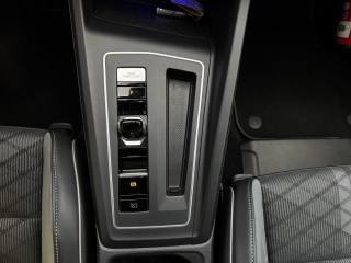 VOLKSWAGEN Golf usata, con Servosterzo