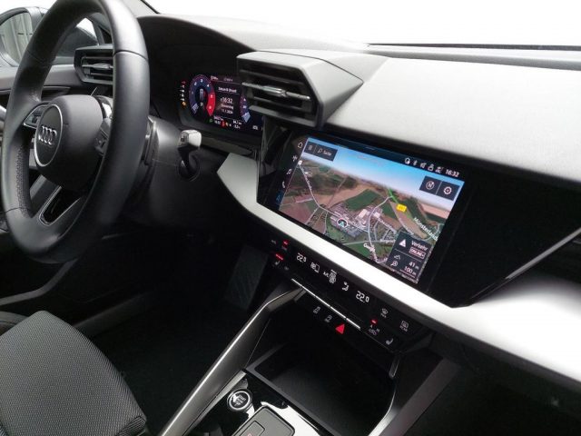 AUDI A3 usata, con Fari LED