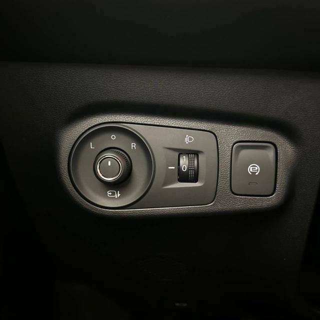 MG ZS usata, con Chiusura centralizzata telecomandata