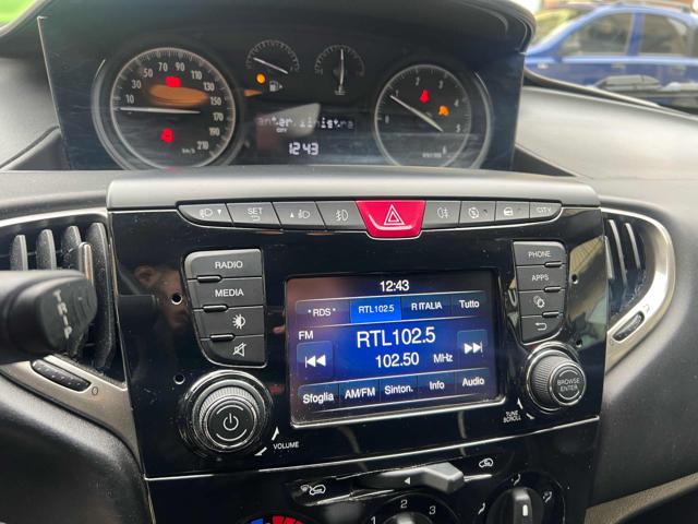 LANCIA Ypsilon usata, con Fendinebbia