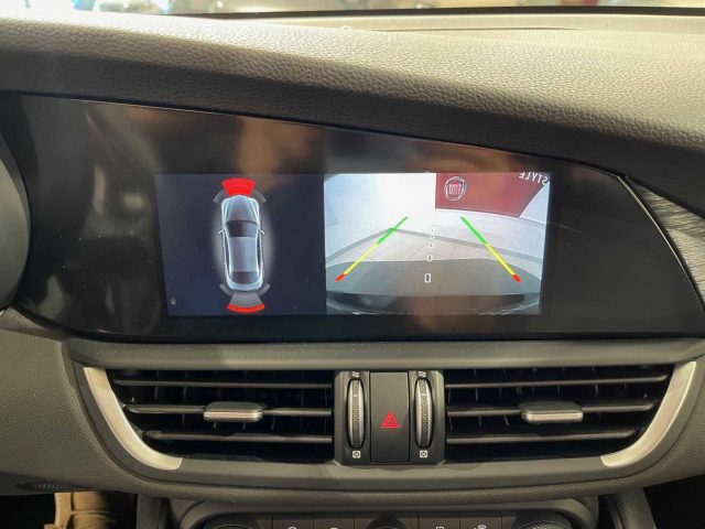 ALFA ROMEO Giulia usata, con Sensori di parcheggio posteriori