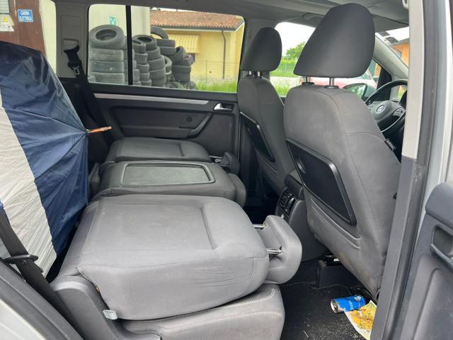 VOLKSWAGEN Touran usata, con Cerchi in lega