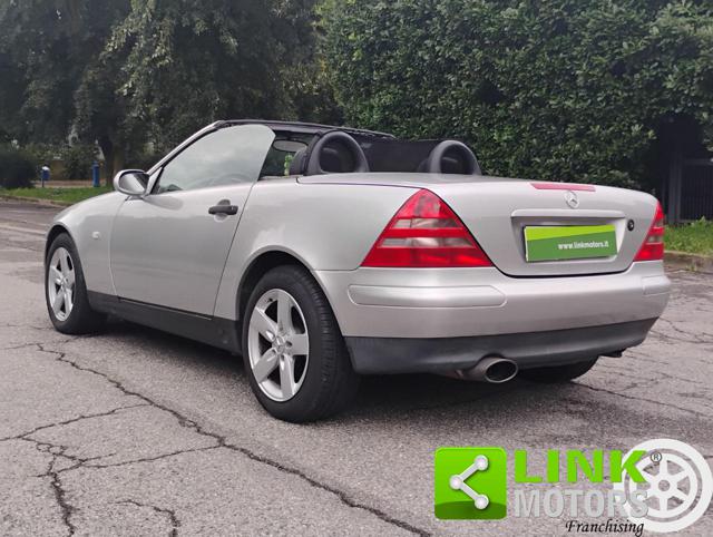 MERCEDES-BENZ SLK 200 usata, con Chiusura centralizzata