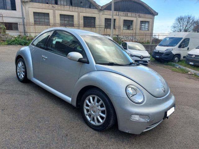 VOLKSWAGEN New Beetle usata 1