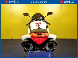YAMAHA YZF R1 usata 7