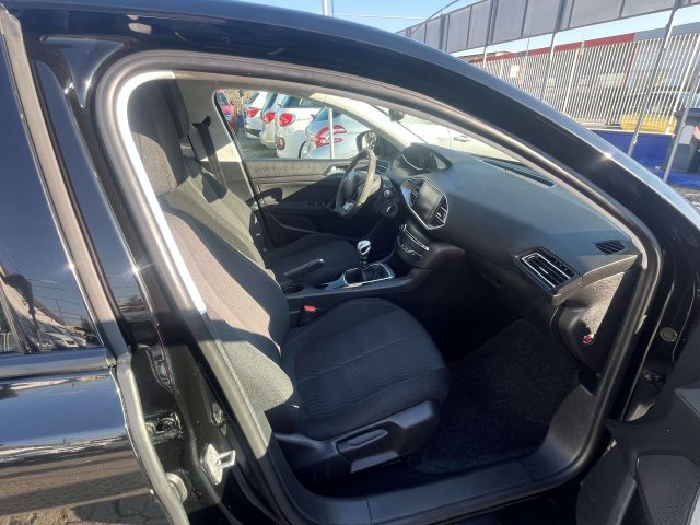 PEUGEOT 308 usata, con Airbag Passeggero
