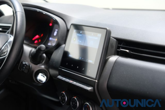 RENAULT Clio usata 47