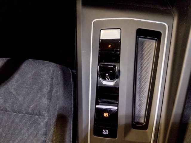 VOLKSWAGEN Golf usata, con Bluetooth