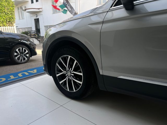VOLKSWAGEN Tiguan usata, con Autoradio digitale