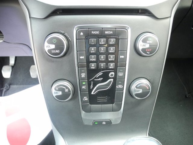 VOLVO V40 usata, con Isofix