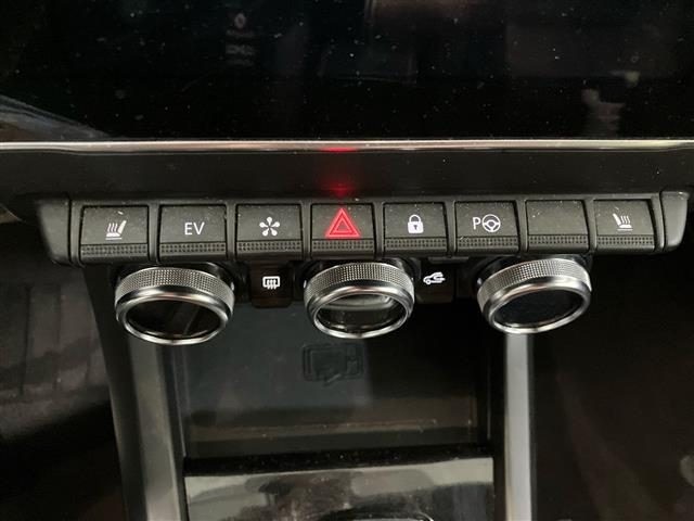 RENAULT Arkana usata, con Hill holder