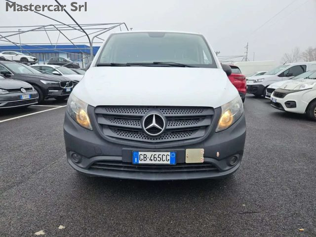 MERCEDES-BENZ Vito usata, con Airbag laterali