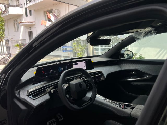 PEUGEOT 3008 usata, con Streaming musicale integrato