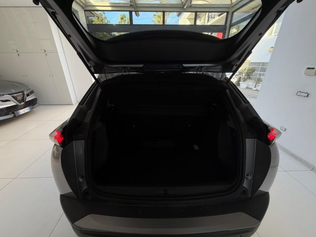 PEUGEOT 2008 usata, con Sistema di navigazione