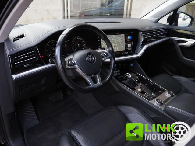 VOLKSWAGEN Touareg usata, con Airbag Passeggero